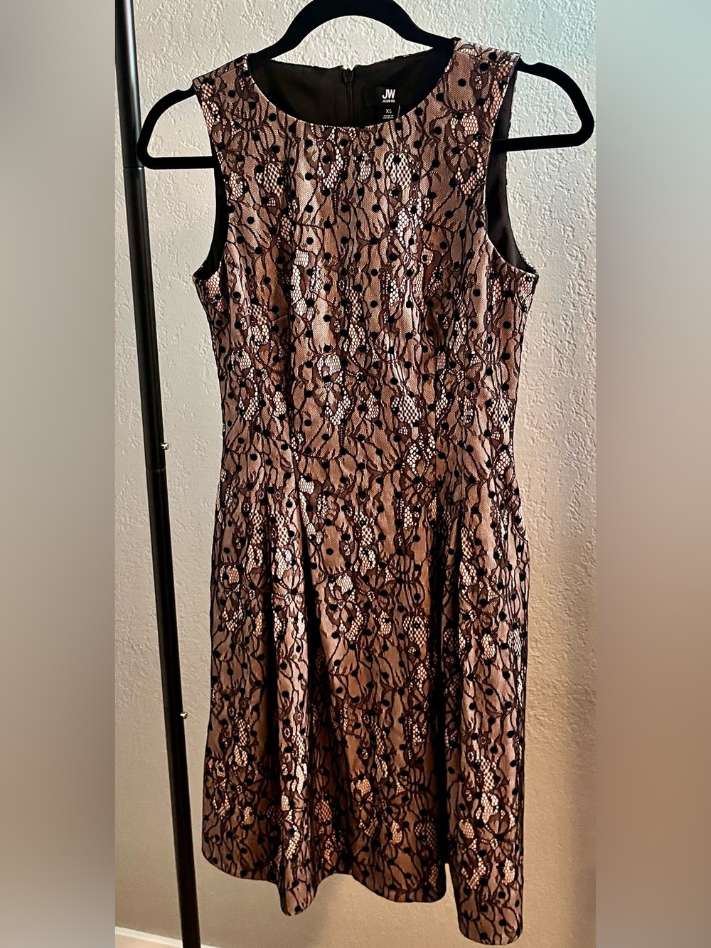 Jason Wu Blush Dress With Black Lace Overlay And Pockets. EUC.